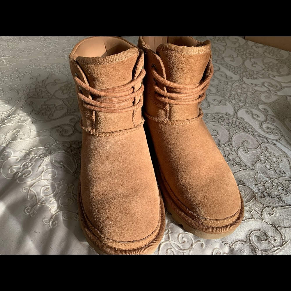 Neumel UGG Snow Boots Size 6
